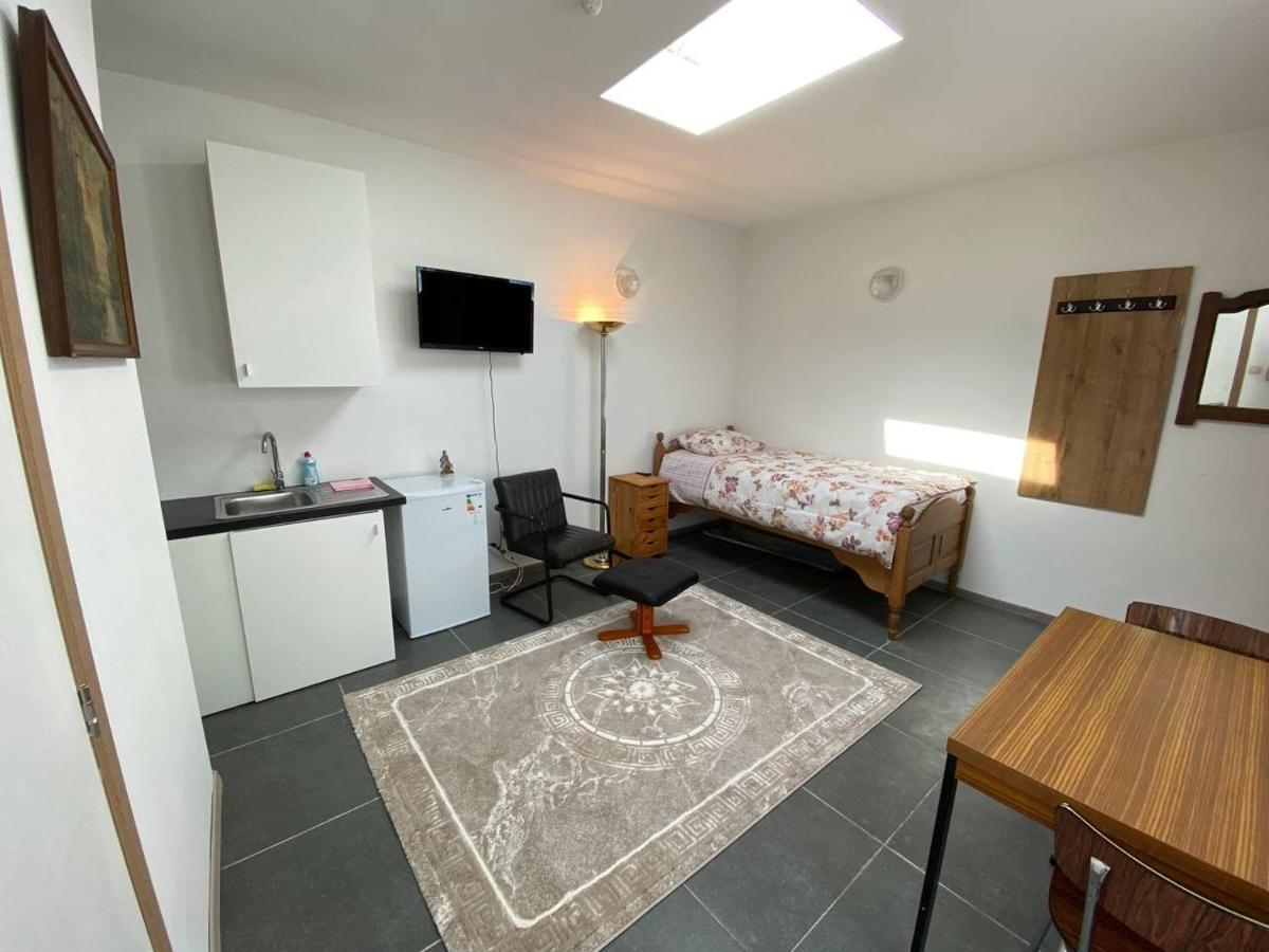 Sweet Home Antwerpen Hostel *