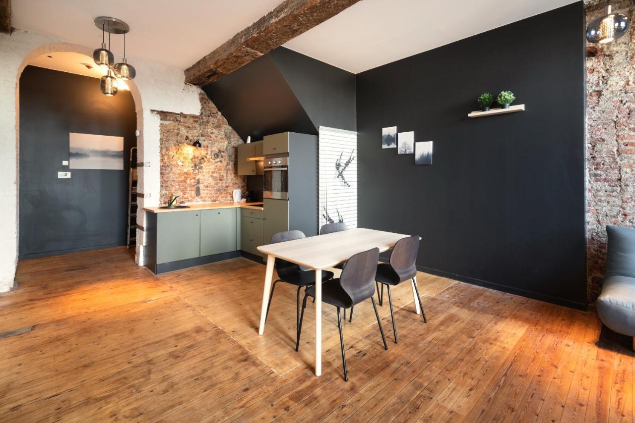 Apartment Two-bedroom River Side In The Heart Of Antwerp