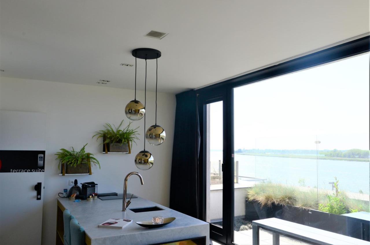 Apartment Kaai11 - Riverview Lofts & *