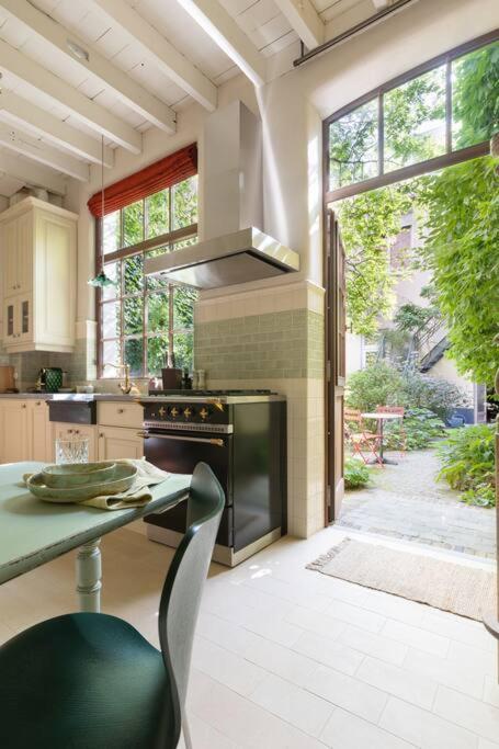 Holiday home Carriage House In Quiet Ecological Garden *