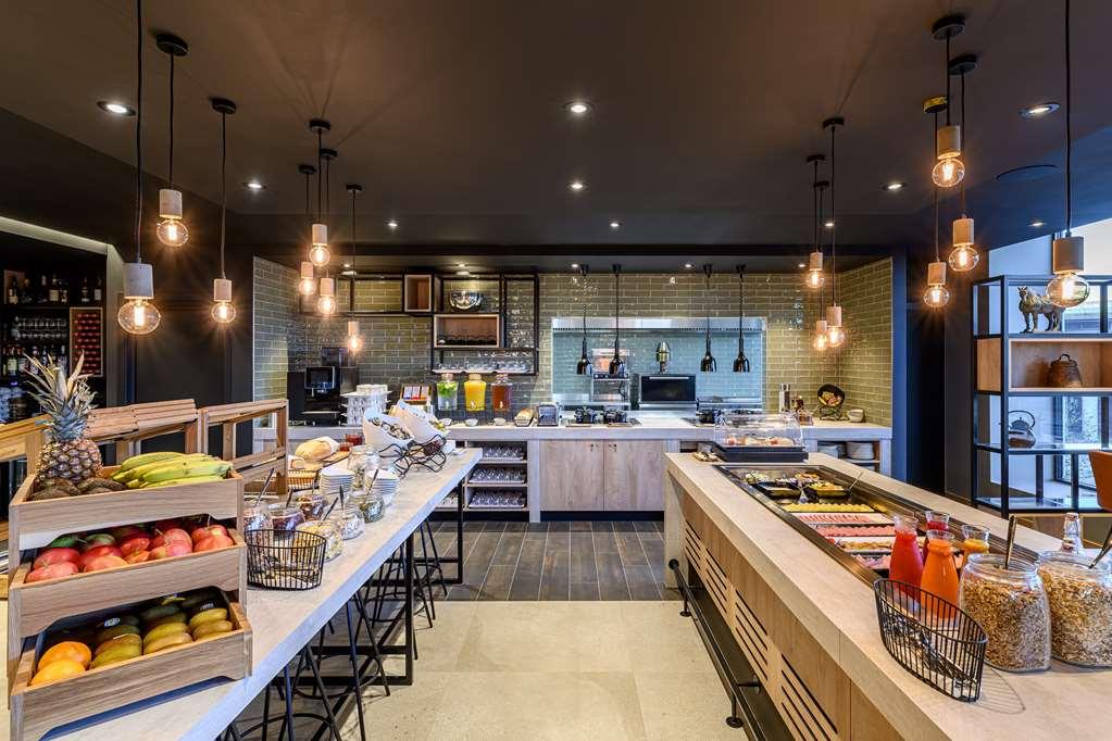 Hotel Radisson Berchem 4*