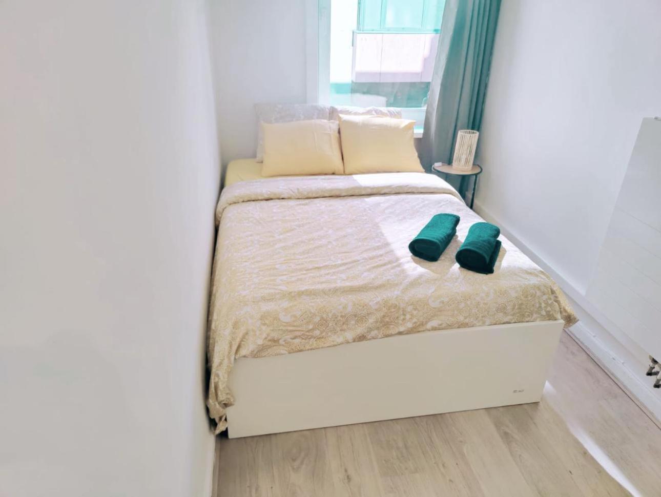 Stunning In Apartment *