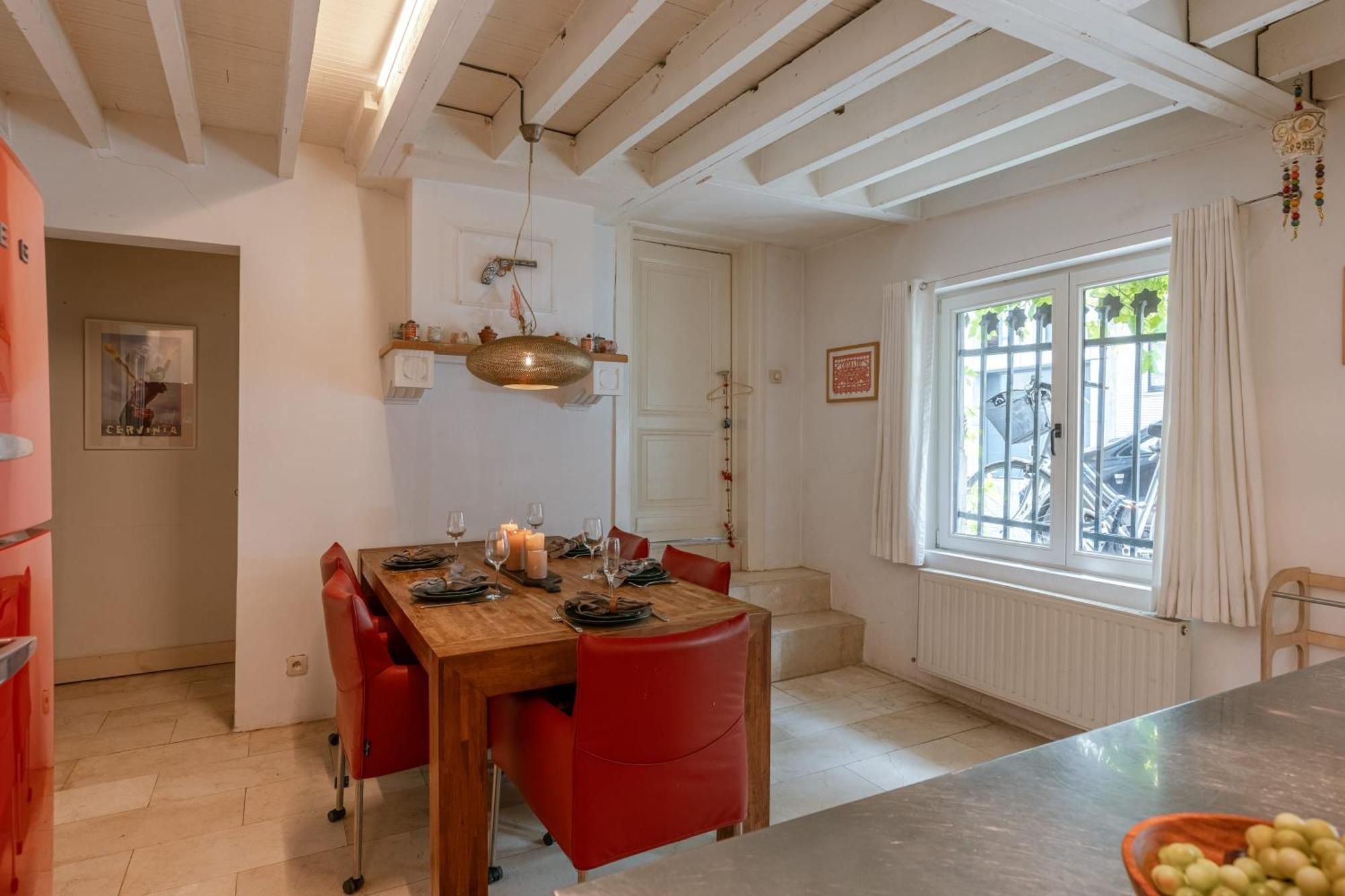 Huswell - In The Center Of Antwerp, Pets Welcome *