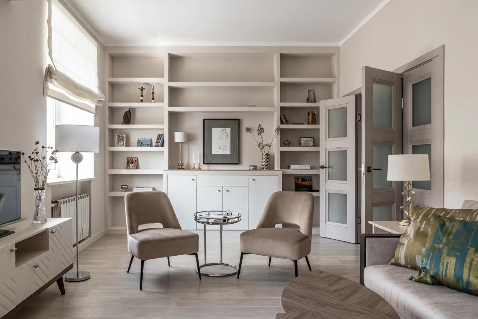Marc & Spacious And Bright Appartement
