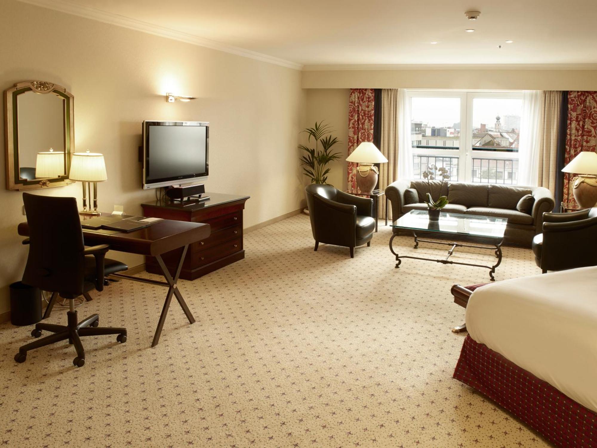 Hotel Hilton Old Town 4*