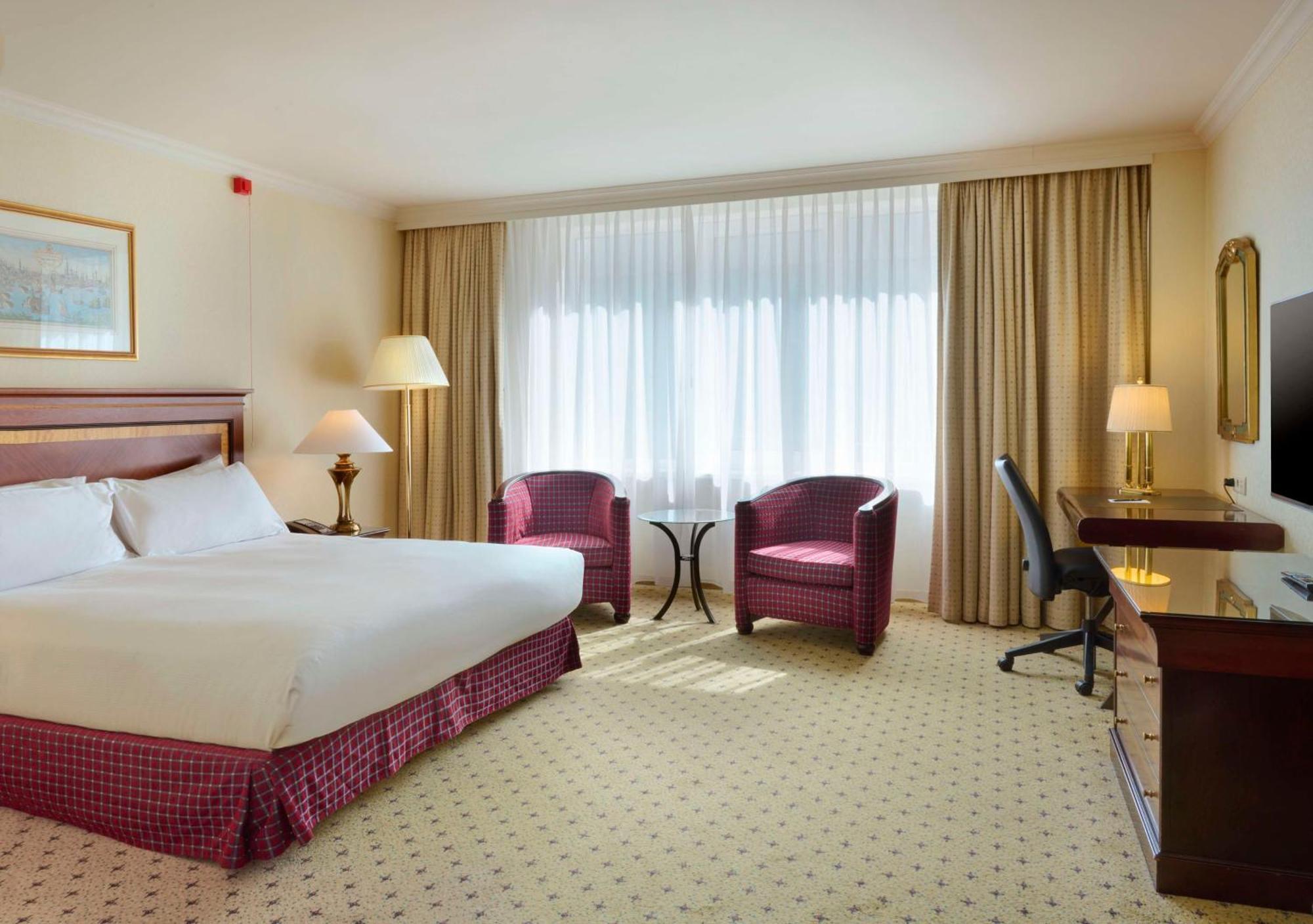 Hotel Hilton Old Town 4*