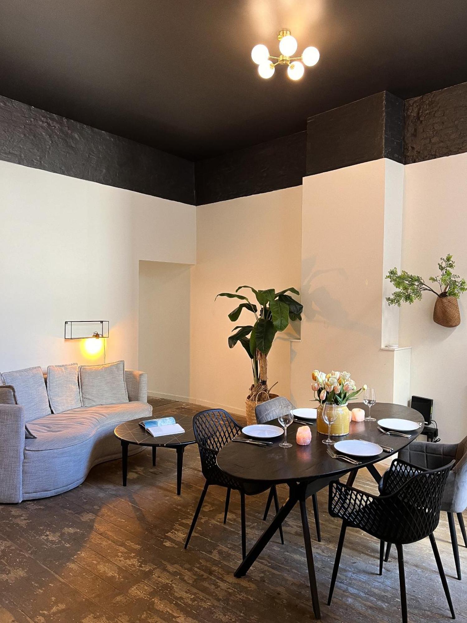 Appartement San Home's *