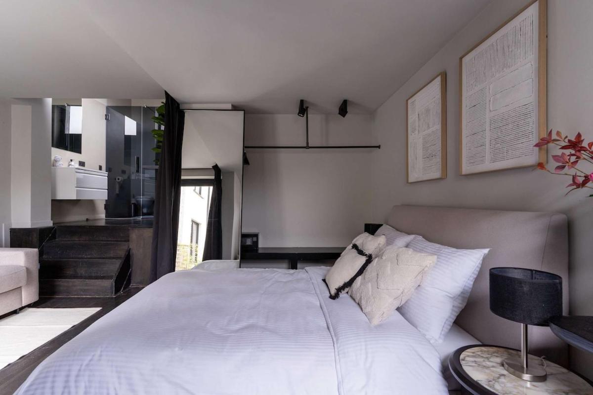Apartment Stylish With Private Patio, Perfect For 4 Antwerp
