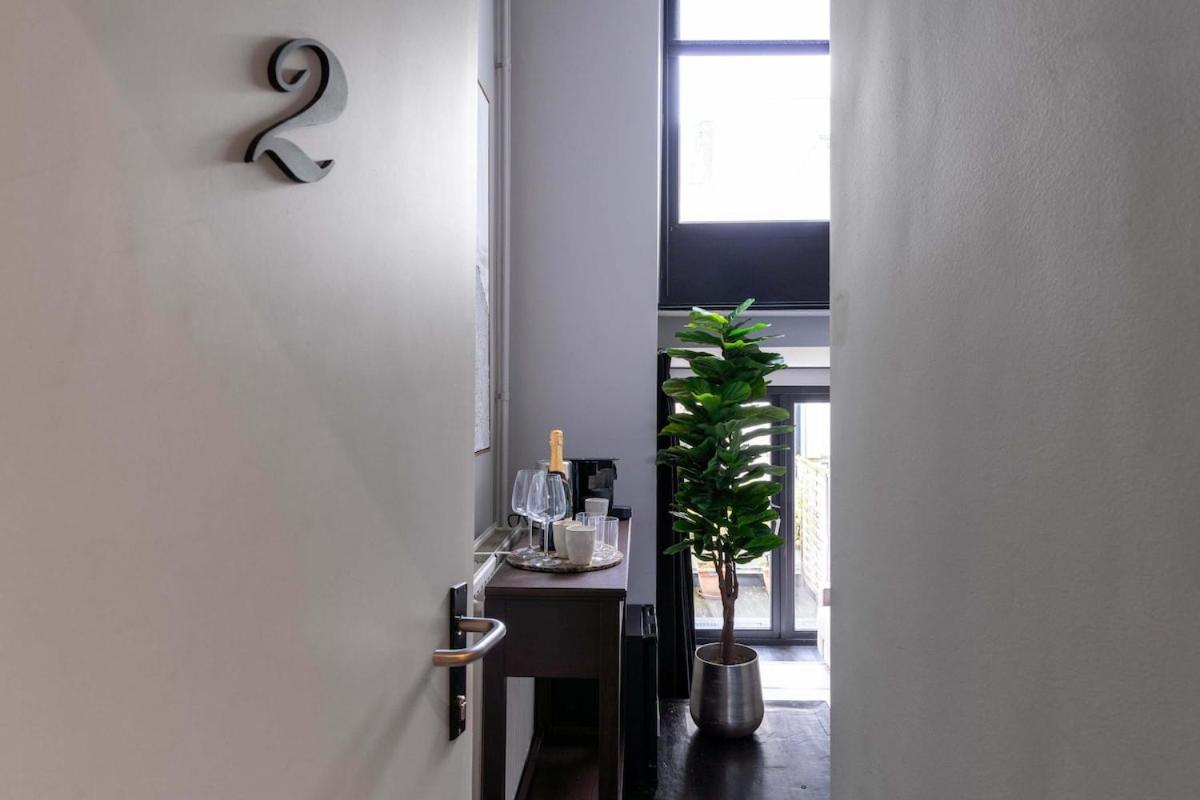 Stylish With Private Patio, Perfect For 4