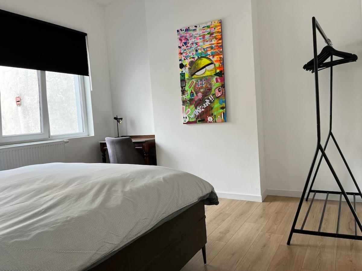 Charming House With Patio Near The Station Vakantiehuis