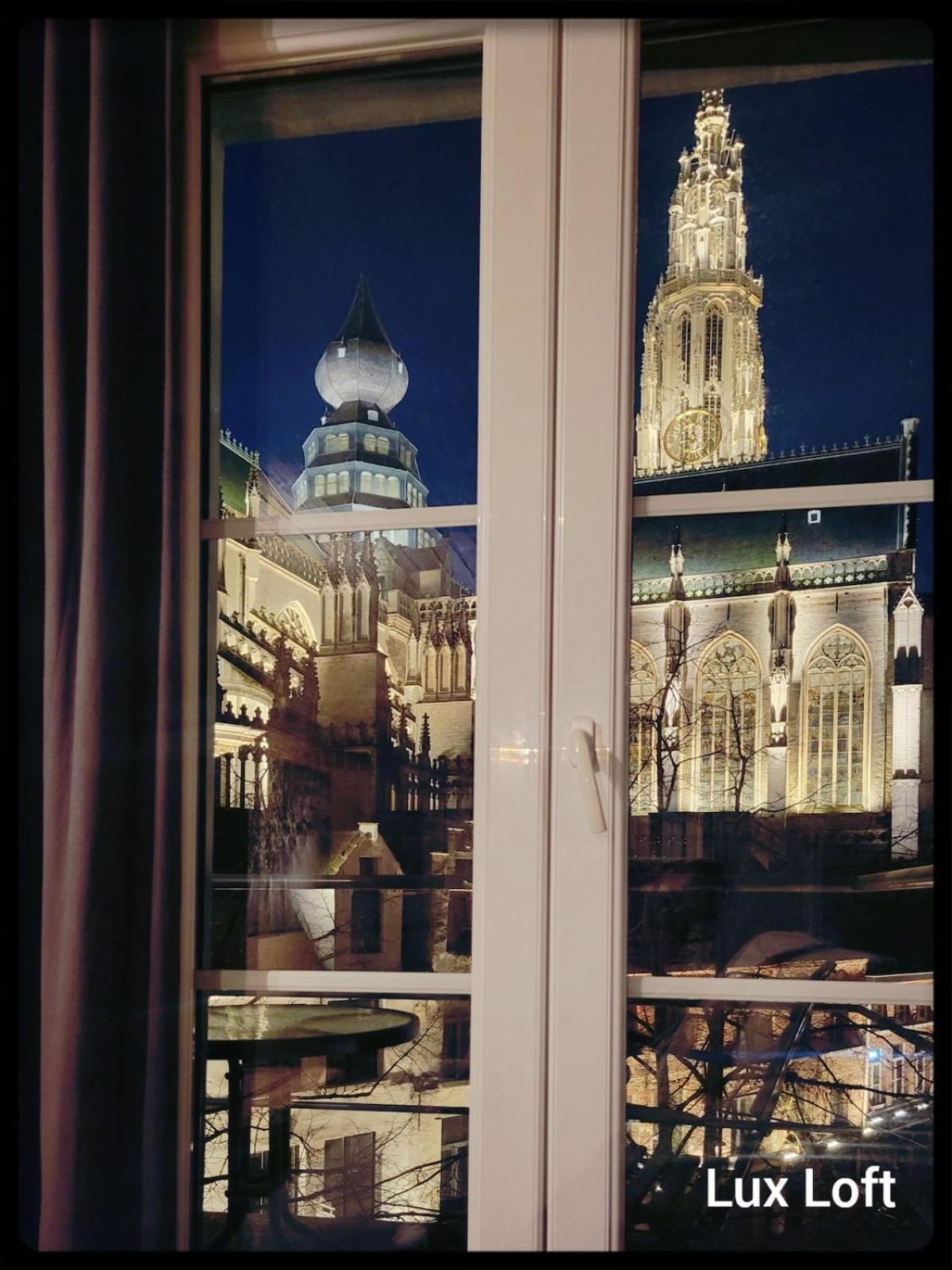 Apartment Lux Loft In The Heart Of Historic