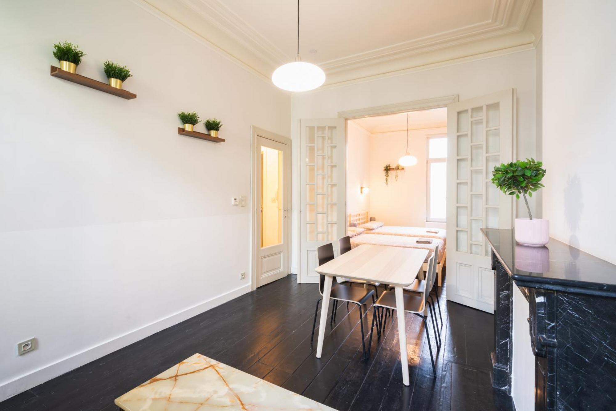 Apartment Charming Nationale Street