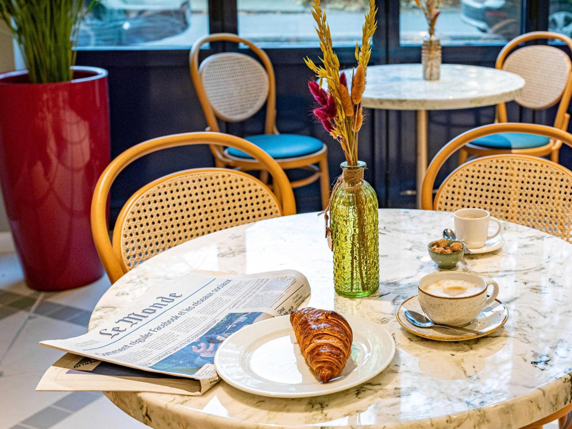 Mercure Centre Hotel 4*