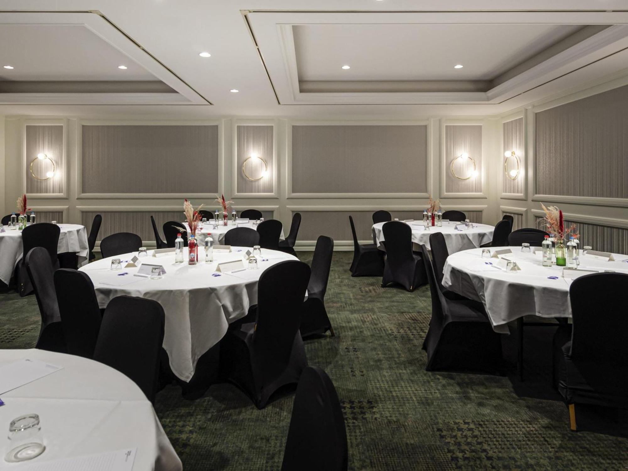 Hotel Mercure Centre 4*