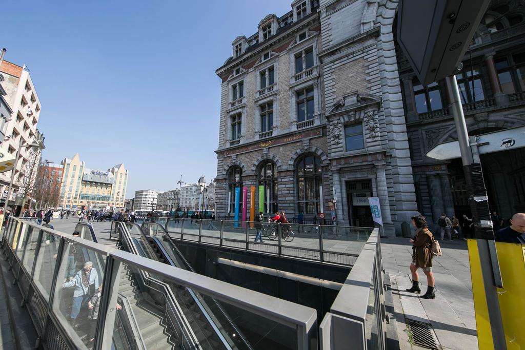 Renovated In Center * Antwerp