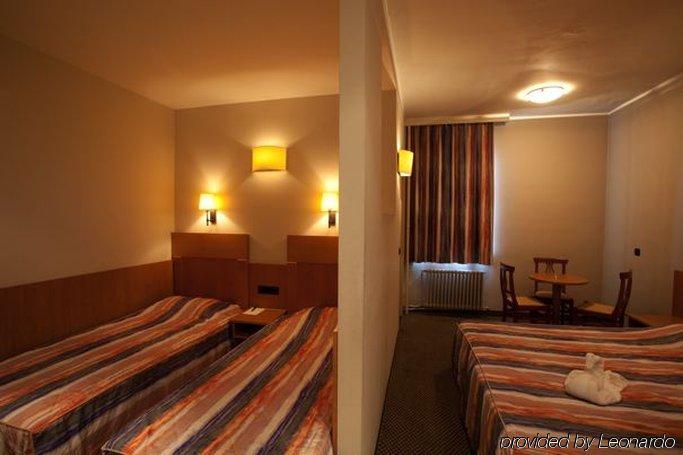 Century Centrum Hotel