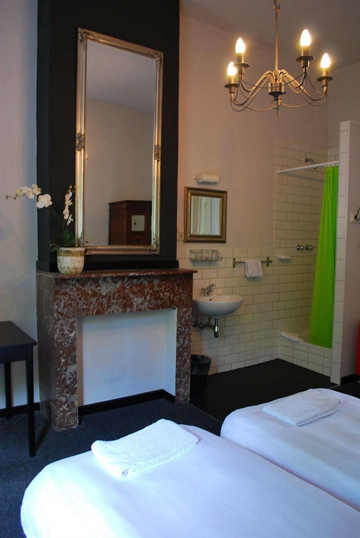 Hotel Scheldezicht Antwerp