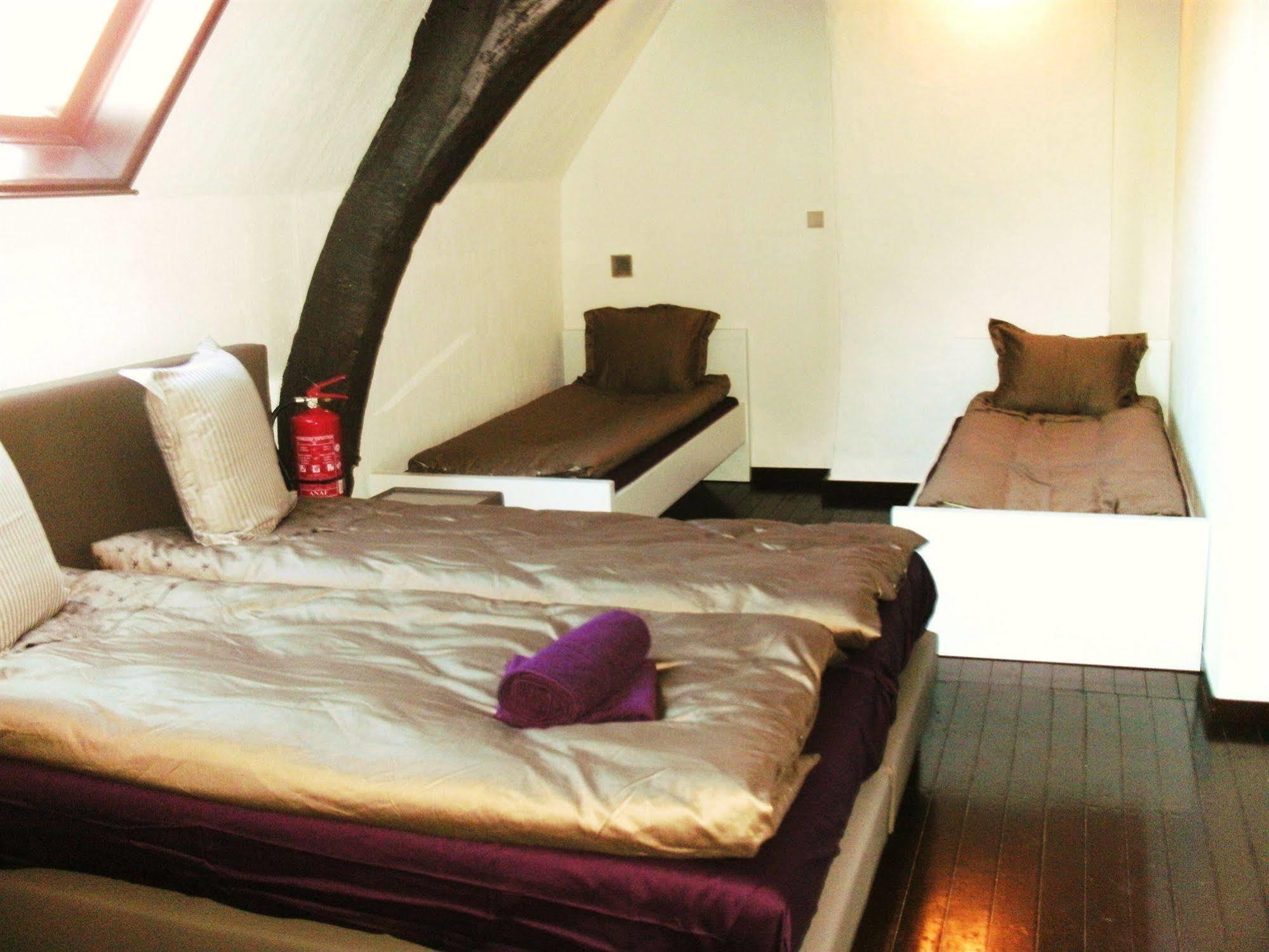 Gasthuis House William 3*