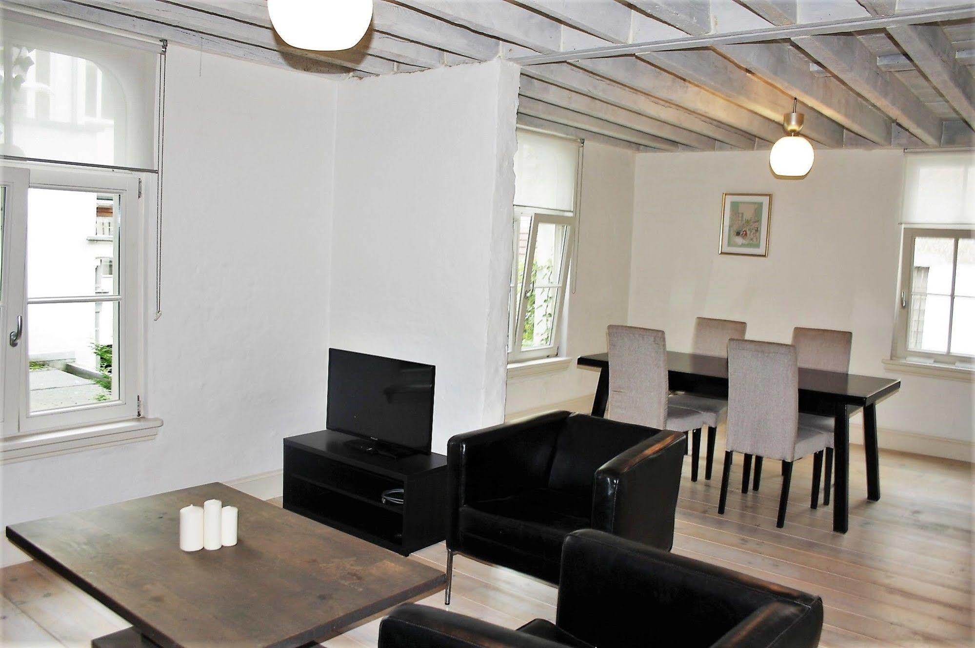 Apartment Traditional Modern Centre