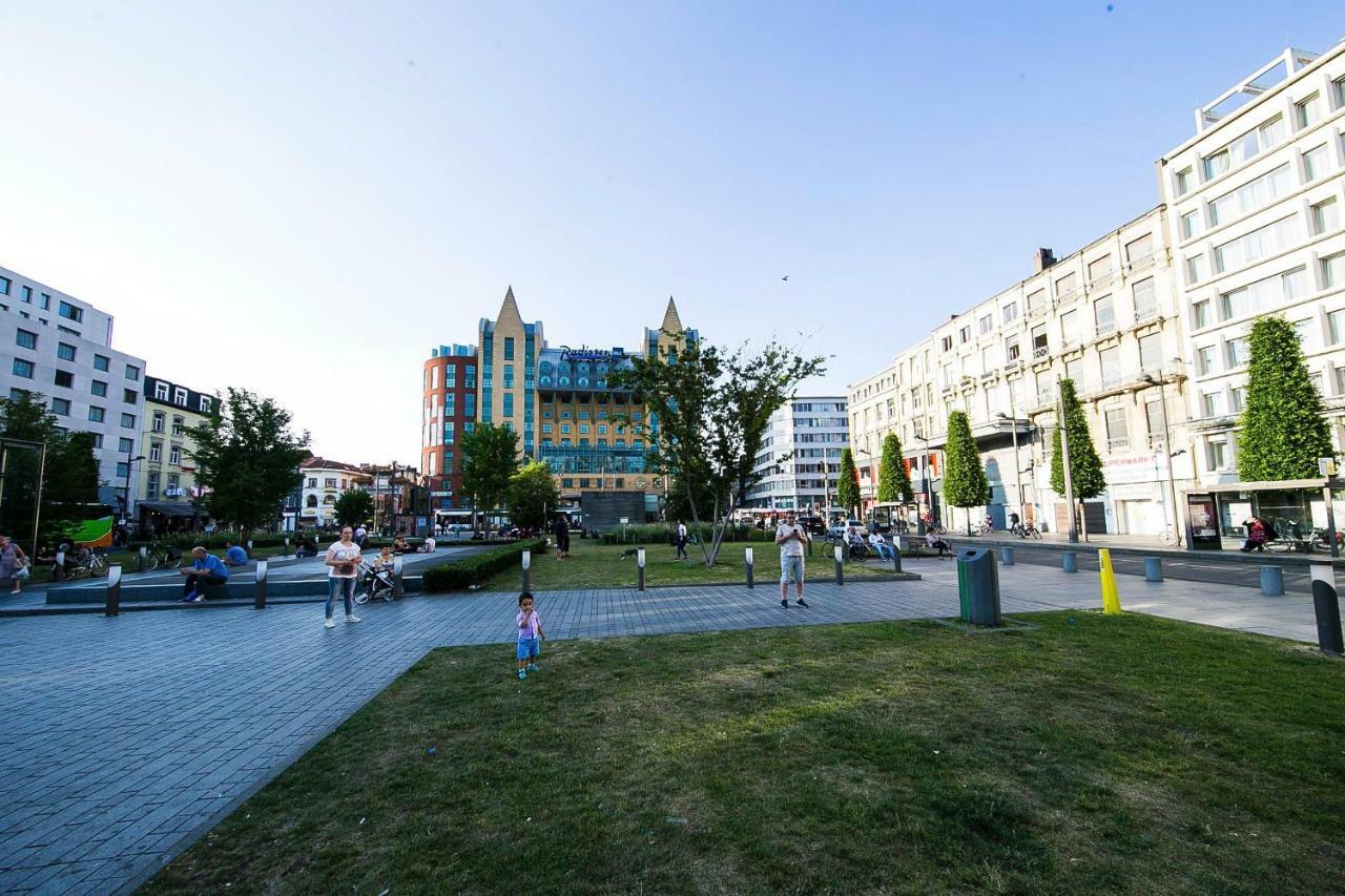 Renovated In Center Apartment