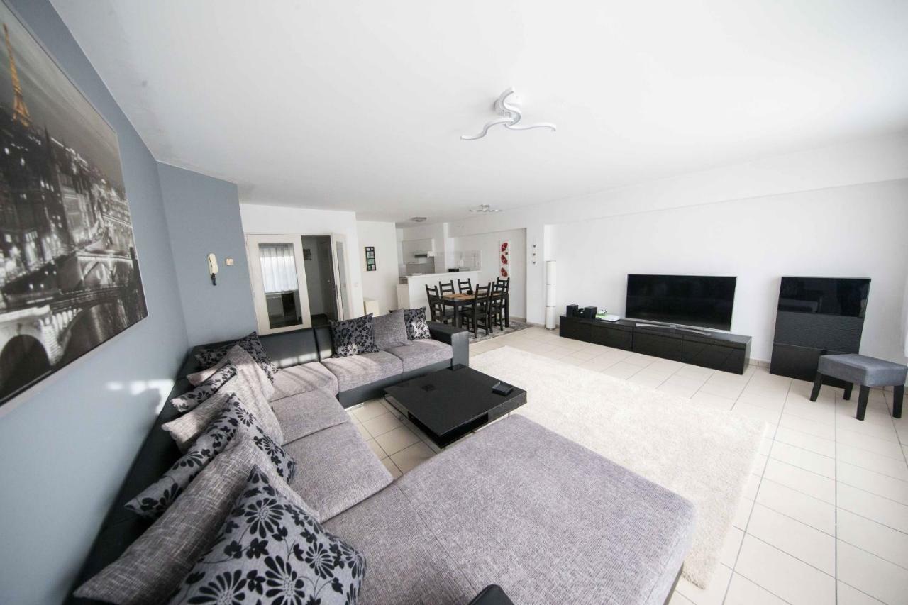 Apartment Renovated In Center Antwerp
